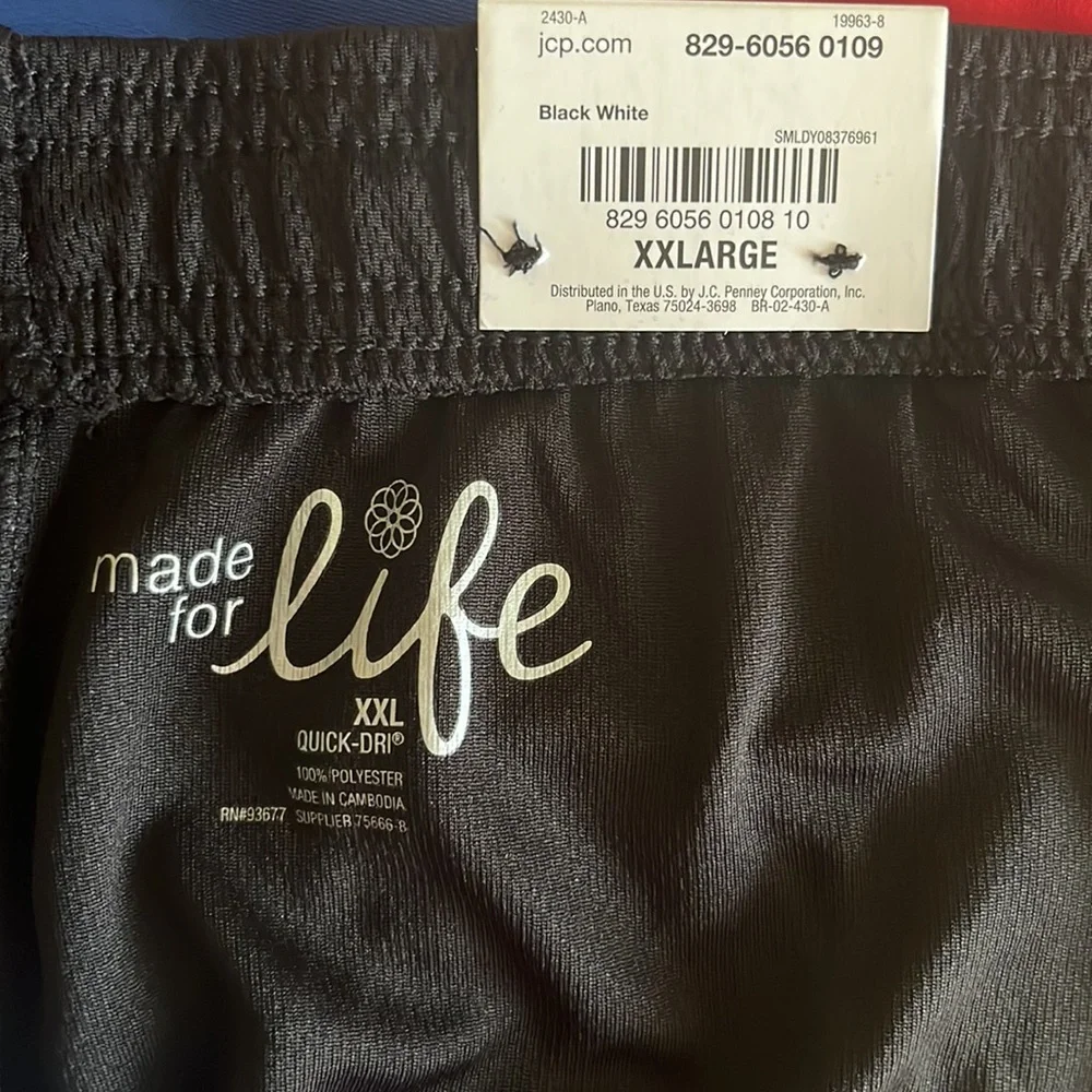 Made for Life quick dri shorts - Picture 3 of 3